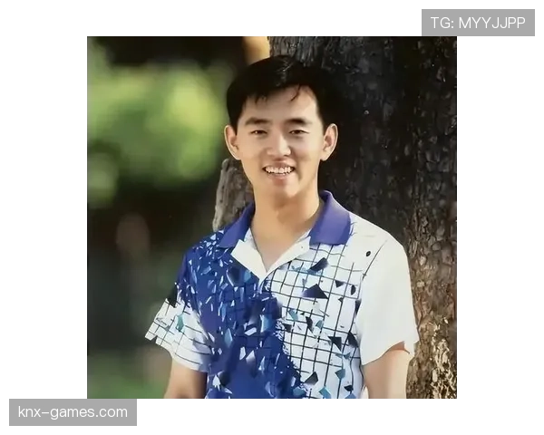 孔令辉拎塑料袋逛菜场，奥运冠军气场被葱香秒杀